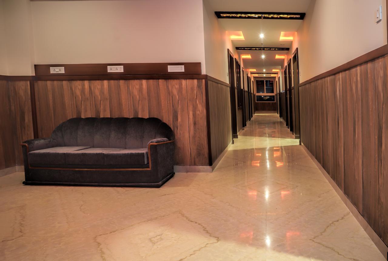 Admire Inn By Tgi Udajpur Exteriér fotografie